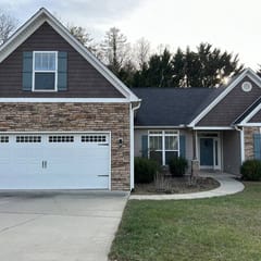 Game Room & Pet-Friendly House Near AVL Airport
