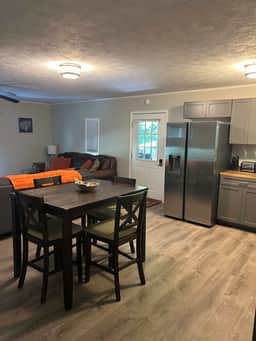 Cozy Mountain Getaway - 15 min to DT - Image 2