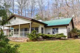 Family Asheville Mountain Retreat w/Hot Tub - Image 5