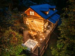 Romantic Asheville Log Cabin w/ Hot Tub & Gym - Image 2