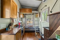 NEW 2 bed tiny home on the farm - Image 4