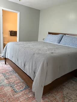 Farm Suite, King bed, overlooking horse pasture! - Image 3