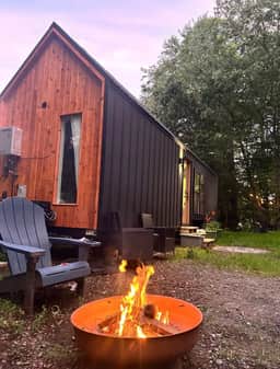 Nordic & Spruce - tiny home on the farm - Image 4