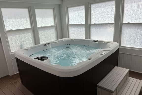 Asheville Hideaway: Hot Tub & Trail Access - Image 1