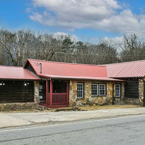 West AVL Cabin: Hot Tub, Fire Pit, Dogs Welcome - Image 1