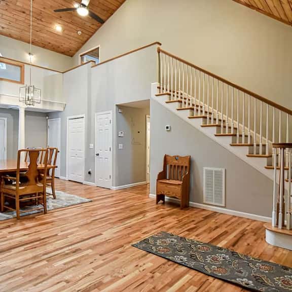 Blk Mtn home, King beds, fire pit, 15 mi to DT AVL - Image 1