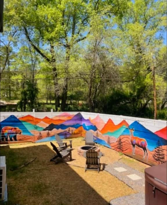 East Asheville, 2 bedroom, hot tub & firepit - Image 2
