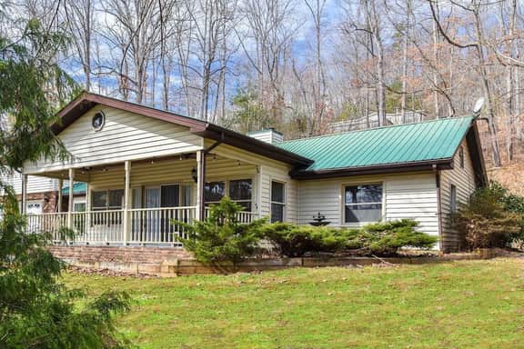 Family Asheville Mountain Retreat w/Hot Tub - Image 5