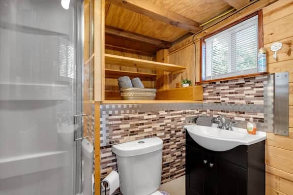 Farm Stay Tiny House with King Bed & Fire Pit - Image 4