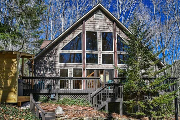 Asheville Cabin Retreat: Hot Tub, Fireplace - Image 2