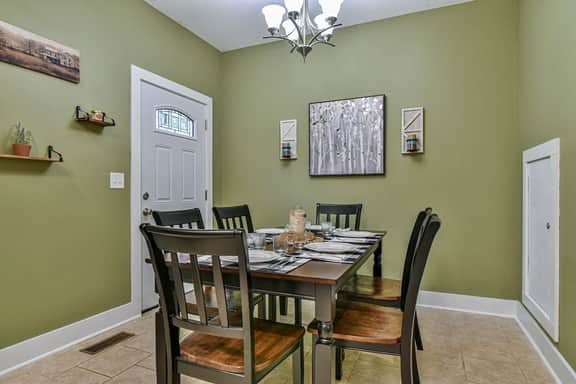 Family + Dog Friendly 3BR House, 3 Mi to Downtown - Image 4