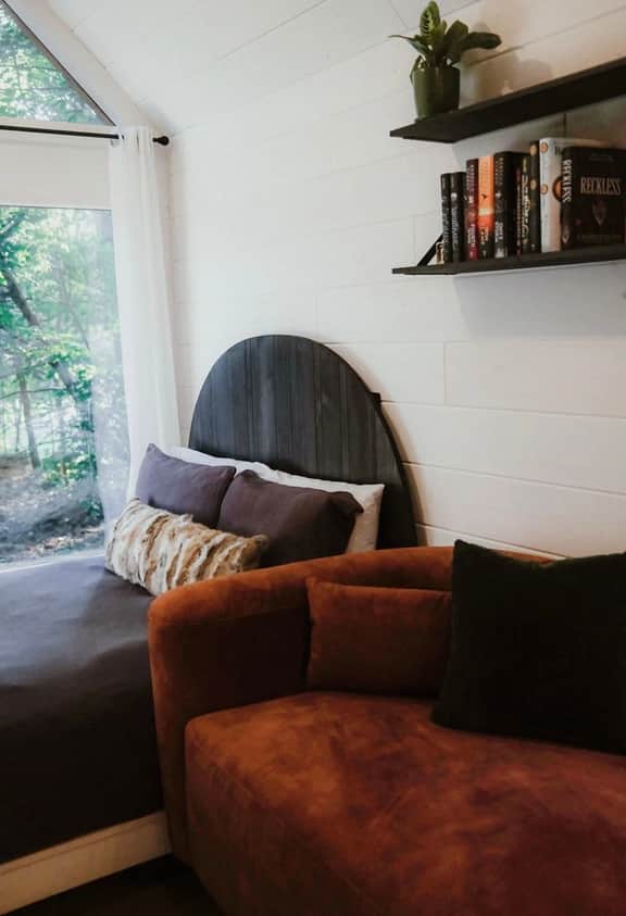 Nordic & Spruce - tiny home on the farm - Image 5