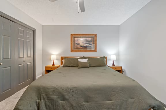 Asheville Haven: Serene 4BR Retreat with Hot Tub - Image 1