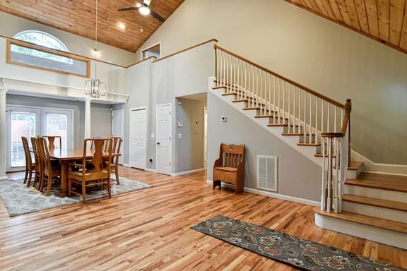 Blk Mtn home, King beds, fire pit, 15 mi to DT AVL - Image 1
