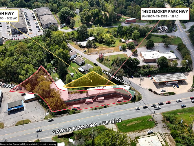 Aerial view of 1482 Smokey Park Hwy with approximate parcel lines
